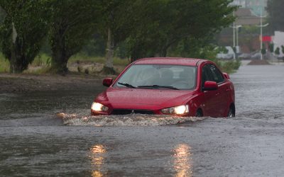 Como proteger seu carro em dia de chuva forte