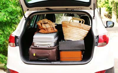 Todo cuidado com objetos soltos dentro do carro.