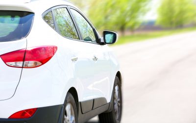 Carros blindados têm que ter sirene e megafone?