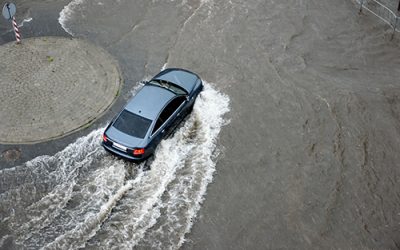 Manutenção automotiva em períodos chuvosos
