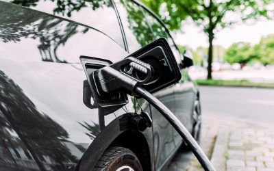 É possível chegar à velocidade máxima de ré em carros elétricos?