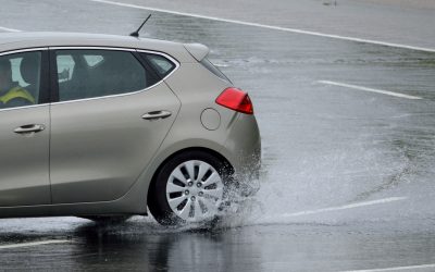 Tecnologia pode ajudar a impedir aquaplanagem