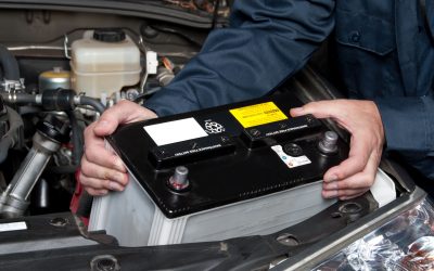 Tem algum problema colocar uma bateria de 12V, com maior capacidade, no carro?