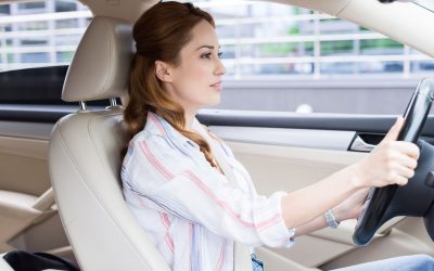Hábitos que podem gerar multa e pontos na CNH
