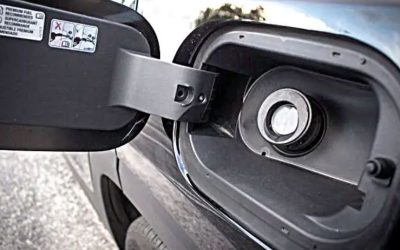 Bocal de abastecimento sem tampa é confiável?