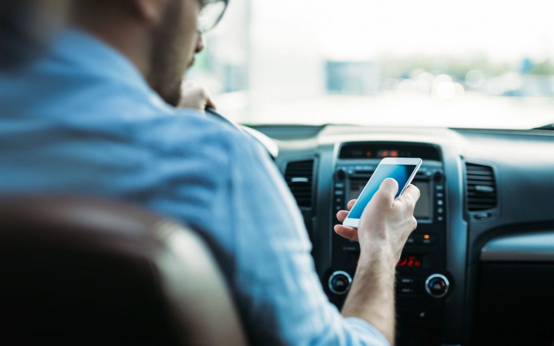 Celular ao volante é o principal motivo da falta de atenção na condução